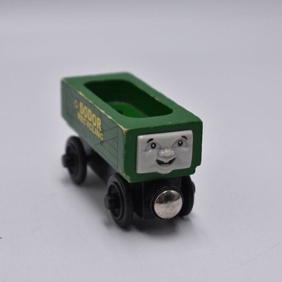 Thomas the Train Recycling Car Tender Wooden Railway Tank Engine Sodor Green - Picture 5 of 7